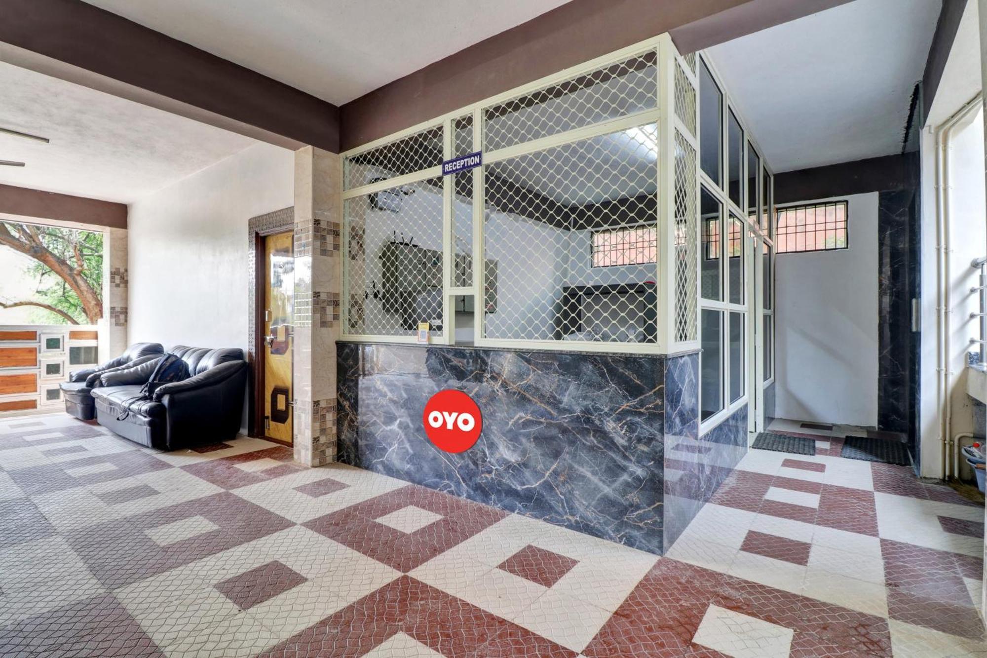 Hotel O Seshadri Homestay Tirupati Luaran gambar