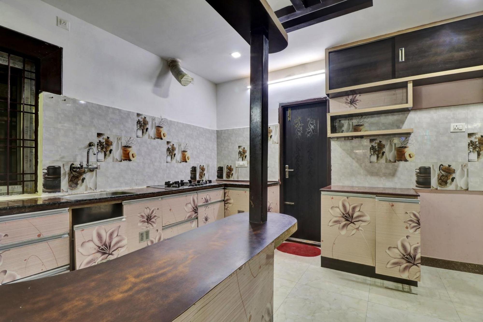 Hotel O Seshadri Homestay Tirupati Luaran gambar